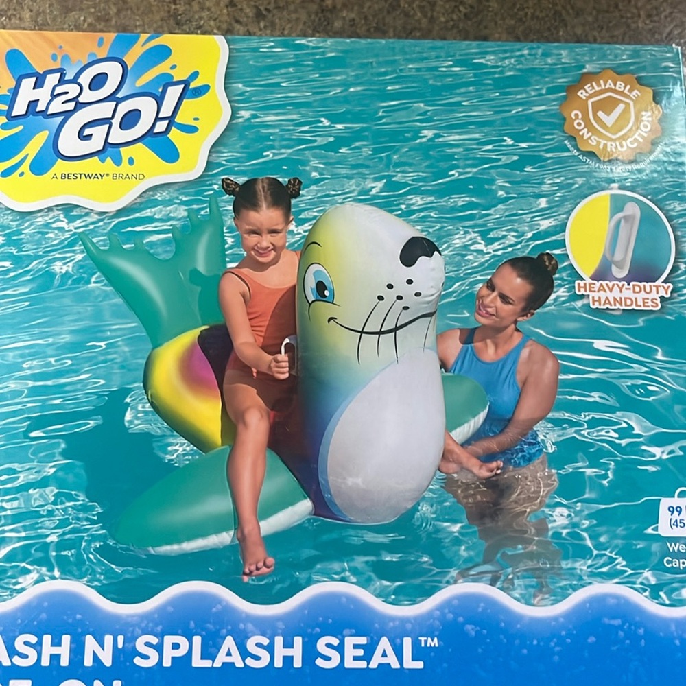 Best way ride on pool float ! Splash Seal BNIB!